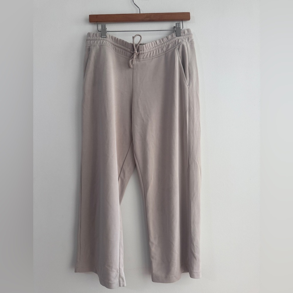Athleta Women's Sea Soft Light Tan Drawstring Wide Leg Pants